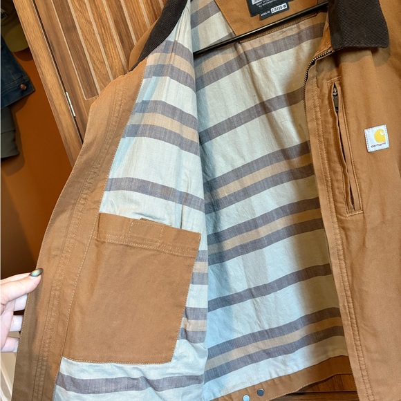 Carhartt Women’s Chore Coat - Picture 2 of 6